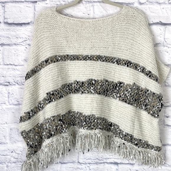 Moth Anthropologie ivory crew fringe poncho sweater small - Picture 3 of 7